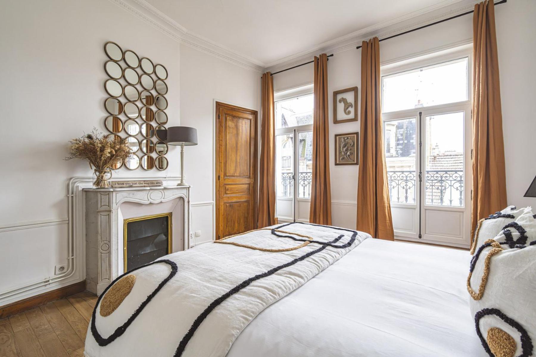L'Elegance Vue Parc Apartment แร็งส์ ภายนอก รูปภาพ